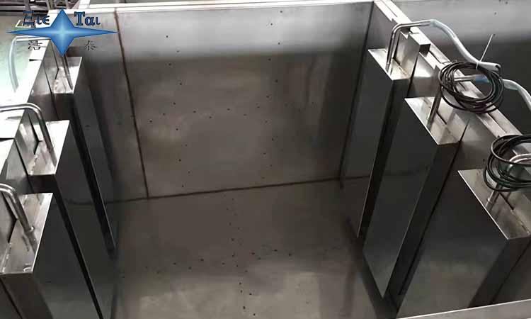 超聲波清洗設(shè)備中的震頭安裝在哪里好？